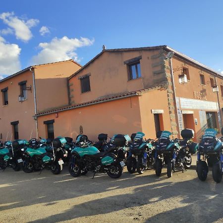 El Huesped Del Sevillano Ar Lagartera Εξωτερικό φωτογραφία