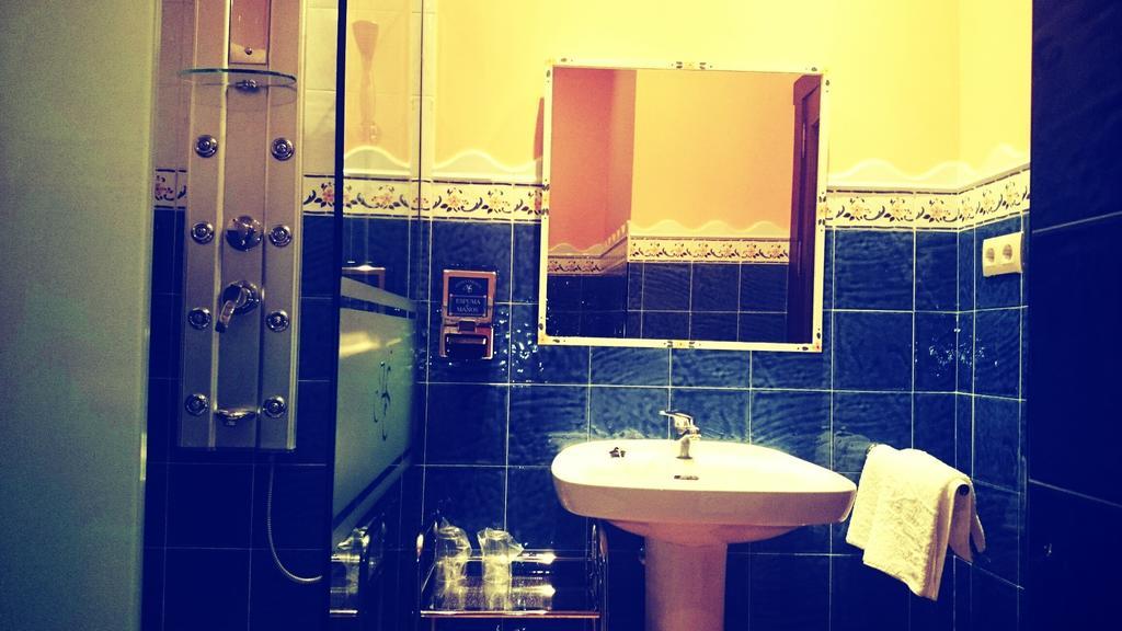 El Huesped Del Sevillano Ar Lagartera Εξωτερικό φωτογραφία